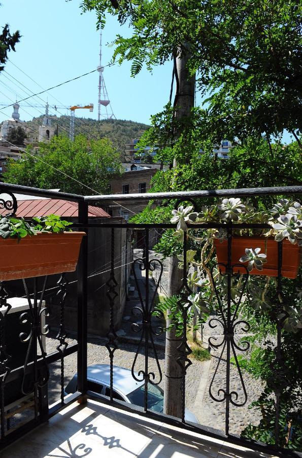 Janika apartments Tbilisi Bagian luar foto