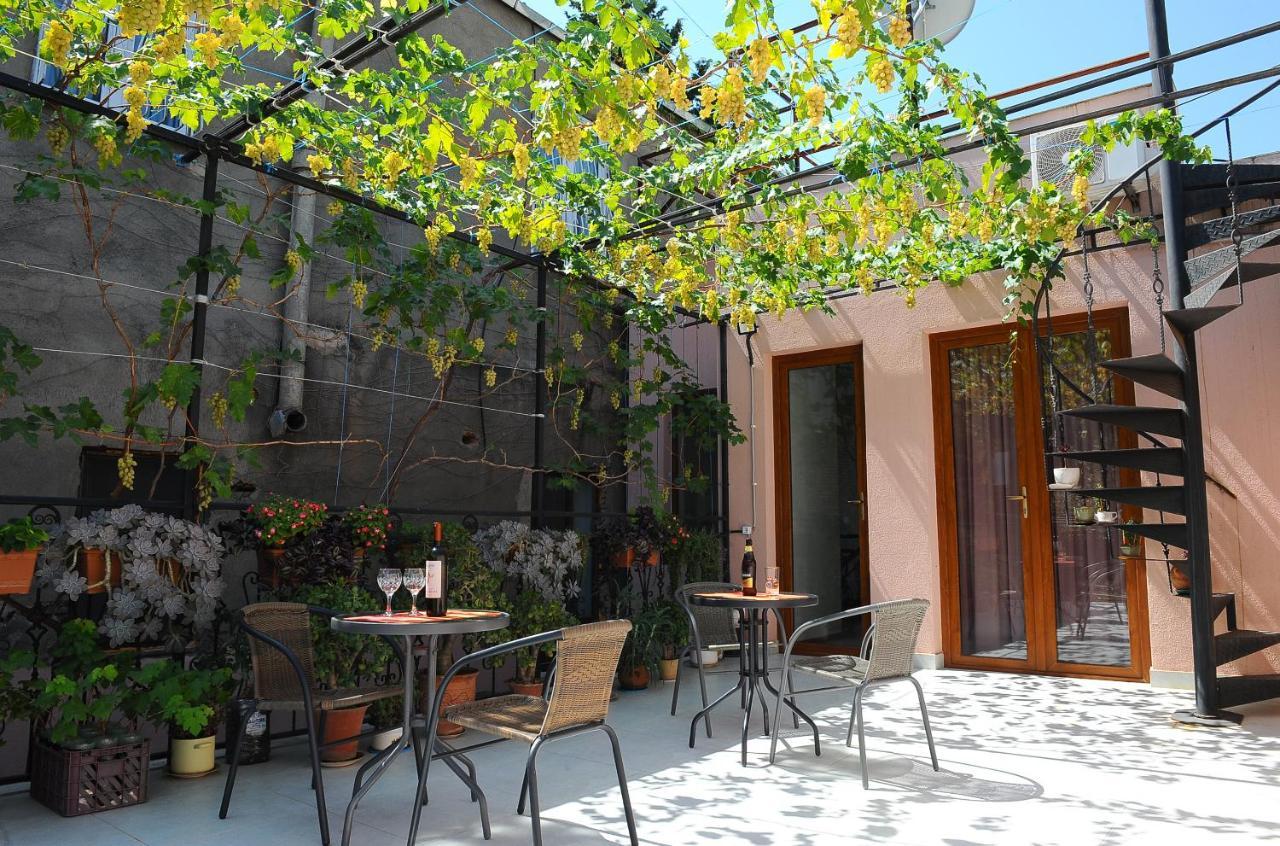 Janika apartments Tbilisi Bagian luar foto